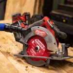 Milwaukee 18-Volt Lithium-Ion Brushless Cordless 7-1/4 in. Circular Saw